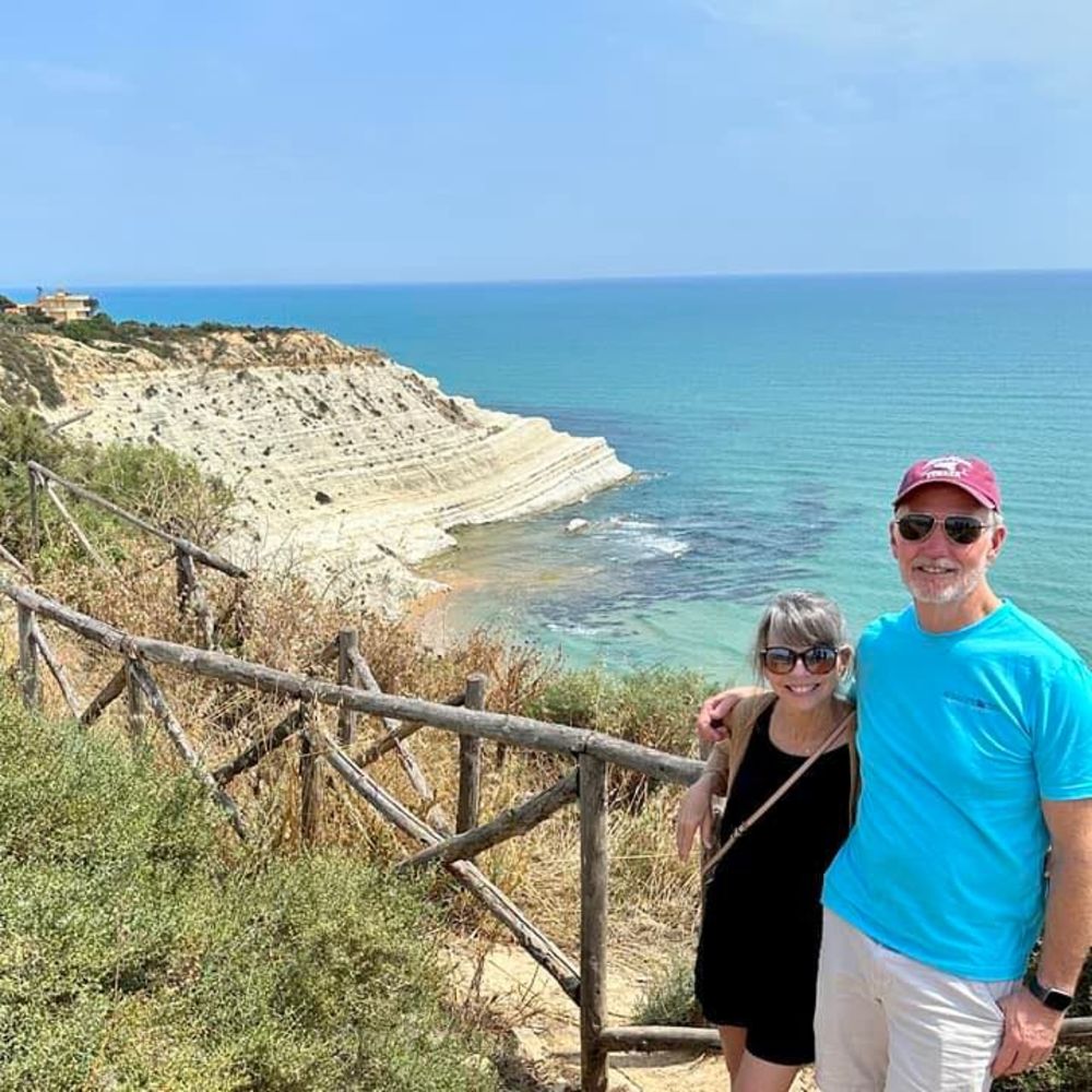 Meet your Posher, Sybil